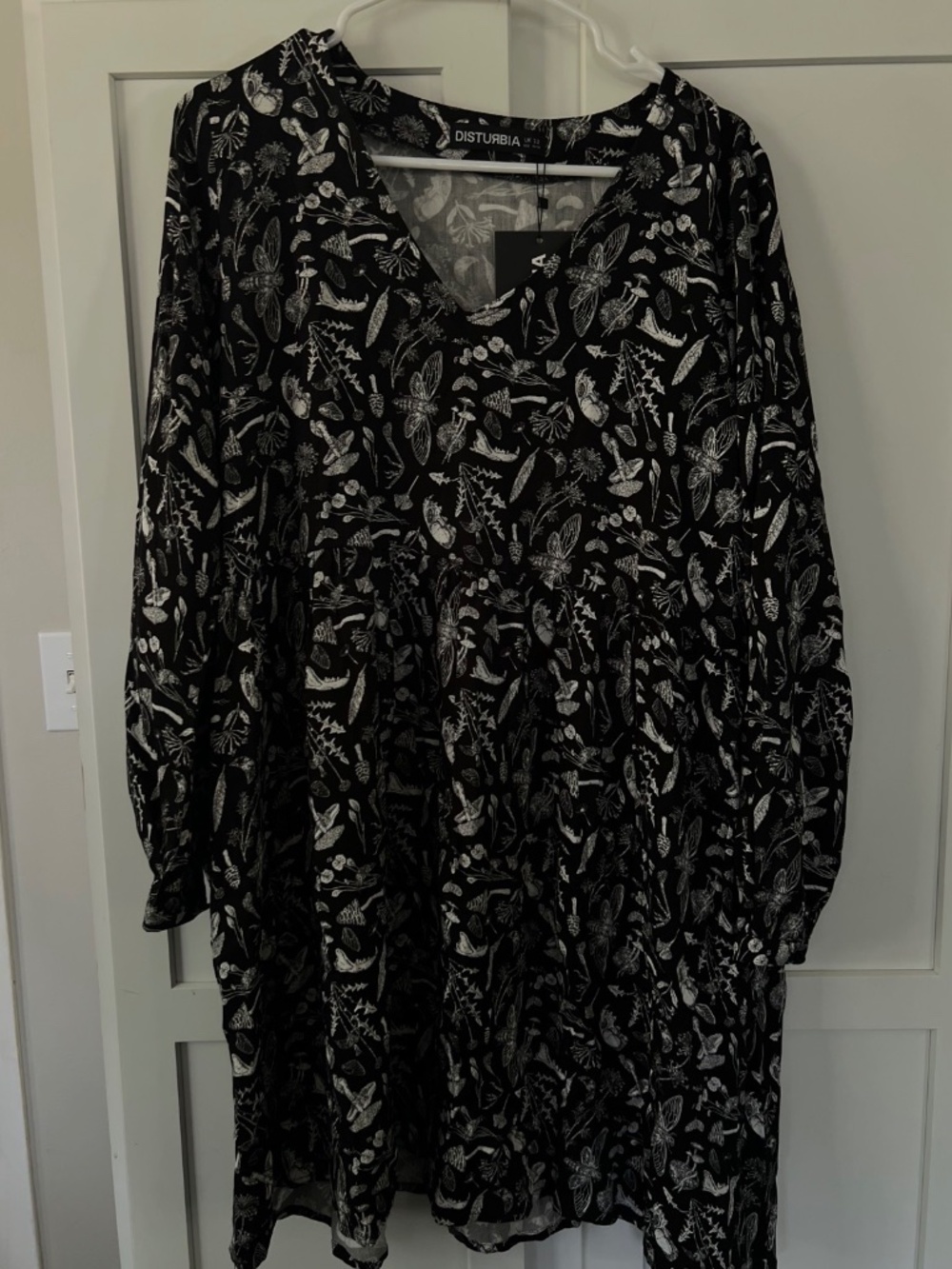 NWT Disturbia Earth Magick Long Sleeve Mini Dress Size 8 - Picture 2 of 4